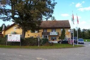 Restaurant Pizzeria Waldegg Kurier