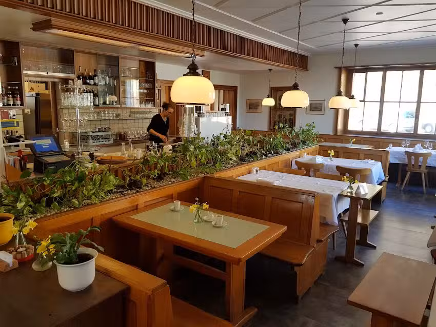 Restaurant R&auml;blus