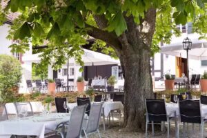 Restaurant R&ouml;ssli