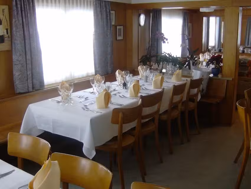 Restaurant R&ouml;ssli Romenschwanden