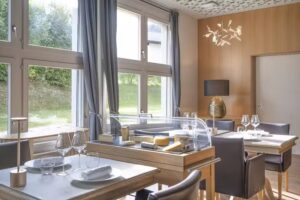 Restaurant Substance