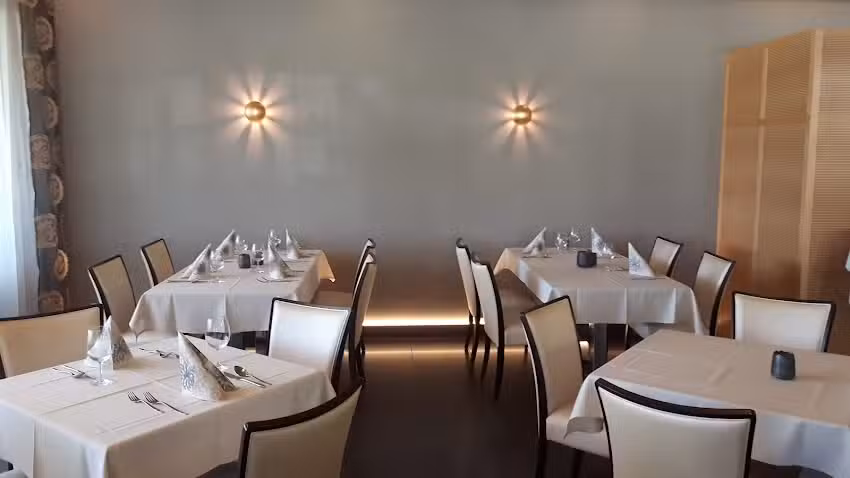 Restaurant TS Green Inn