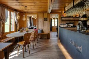 Restaurant und Hotel L&ouml;chlibad