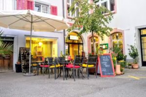 Restaurant Ziegelhof / Tape&oacute;