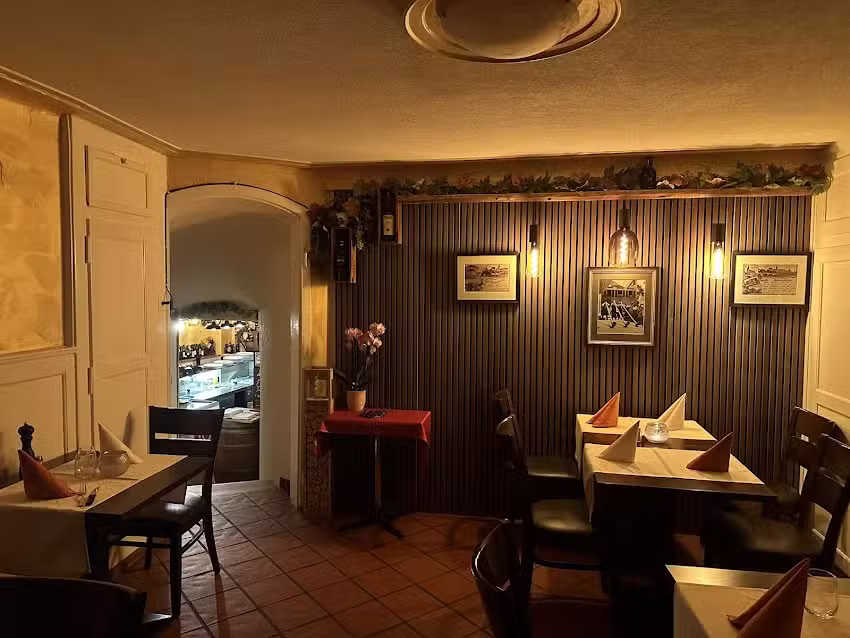 Restaurante Pizzeria Luna Rossa -Bremgarten GmbH