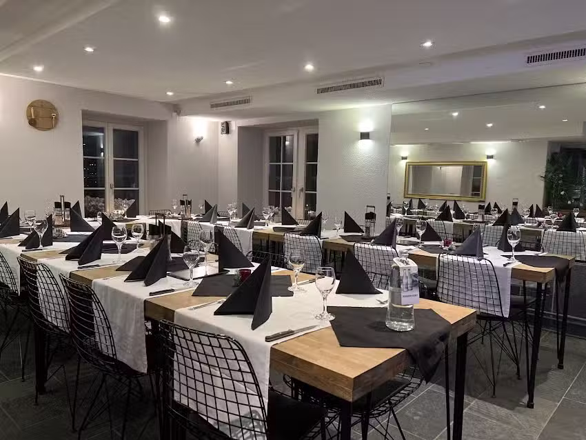 Restaurants & pizzaria Simple