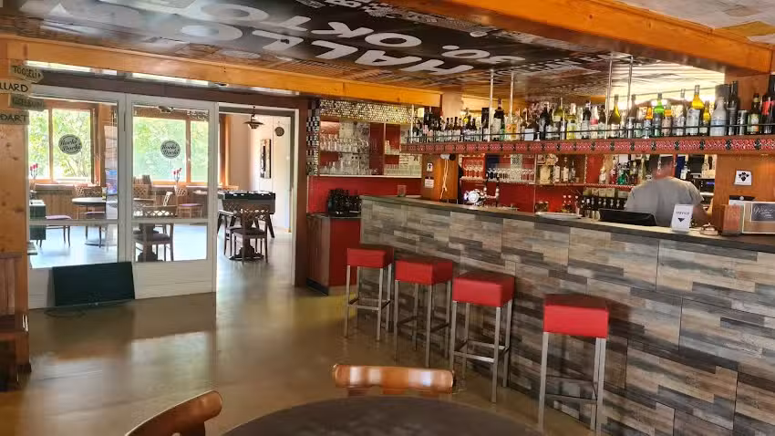 Rocki Docki Pub & Pizzeria