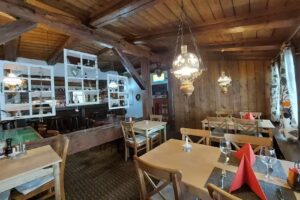 R&ocirc;tisserie La Cal&egrave;che