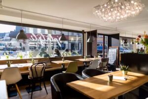 s&rsquo;pl&auml;tzli