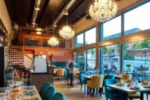 SIE7E Restaurant, Tapas & Bar