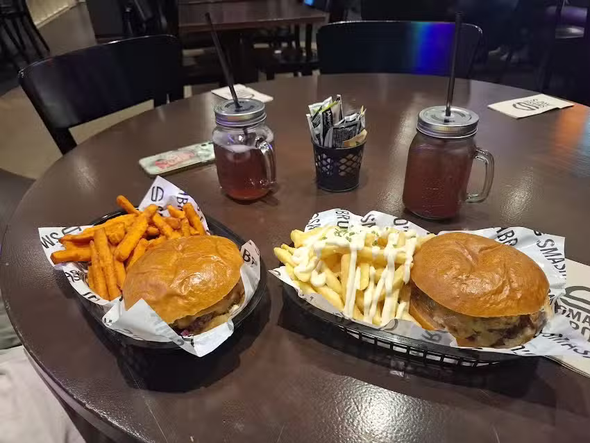 Smash Bro&rsquo;s Burger