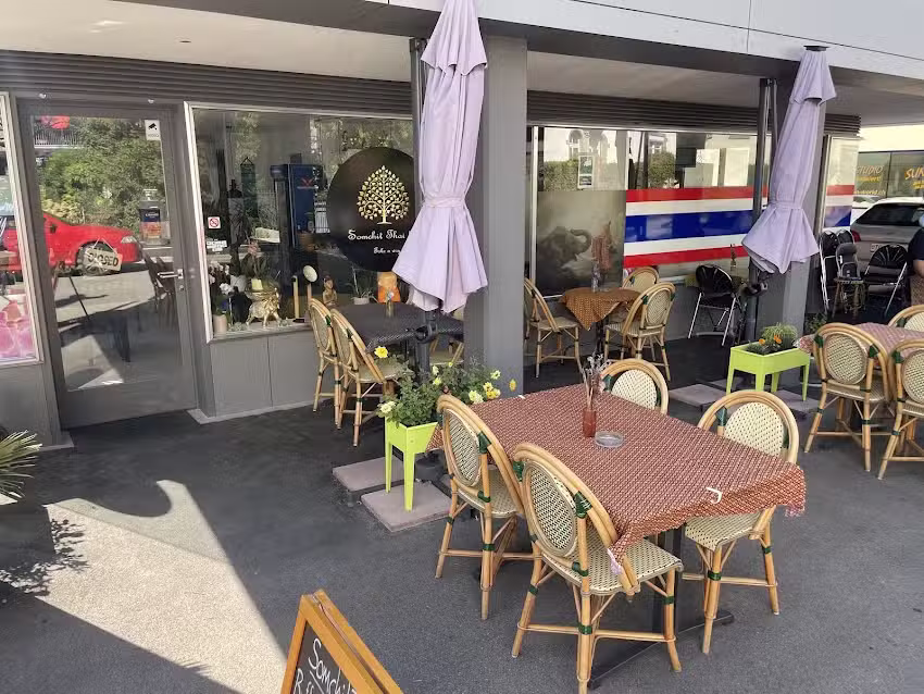 Somchit Thai Food