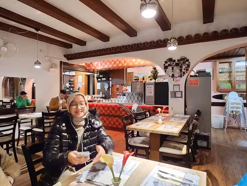 SPICE VILLAGE INDIAN RESTAURANT & Tandoori Specialist