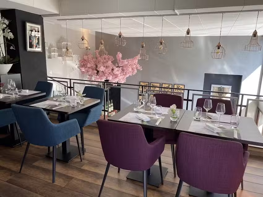 Takayama. Sushi bar & restaurant