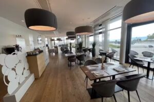 The AQUA&rsquo;SPHERE Restaurant