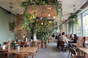 The Artisan &ndash; Kitchen & Urban Garden