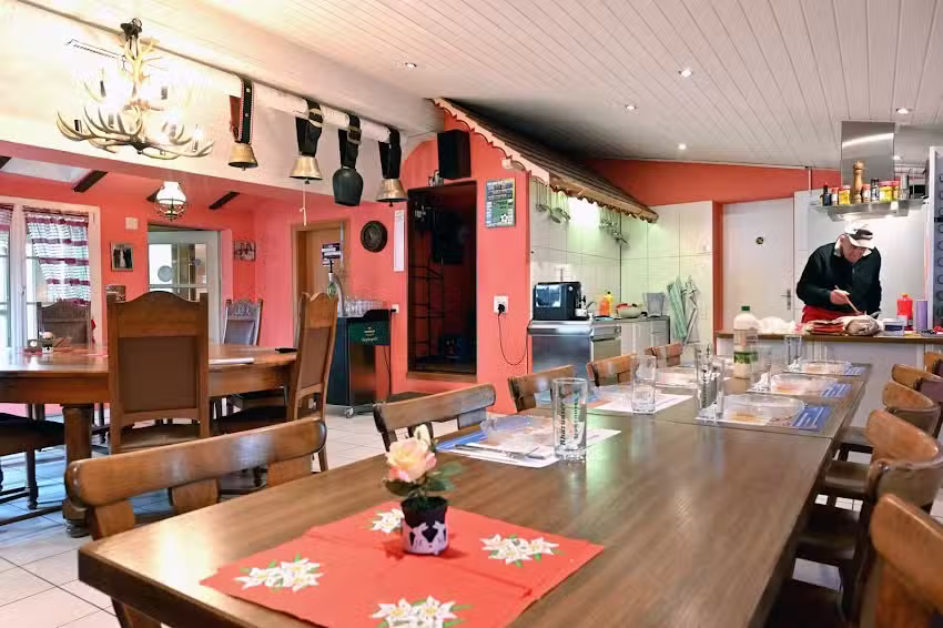 Theo&rsquo;s B&auml;sebeiz &ndash; Theo&rsquo;s Besenbeiz