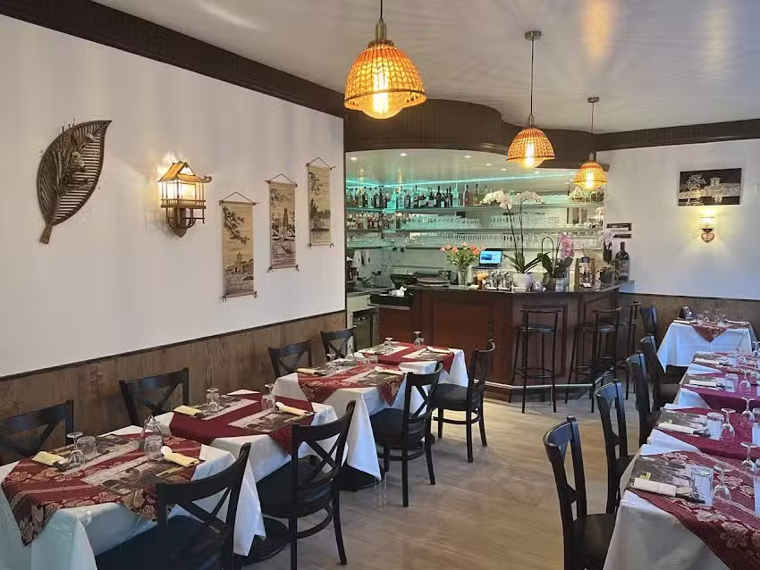 Thuy Hang Restaurant