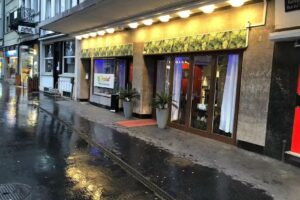 Tropical Bar Restaurant