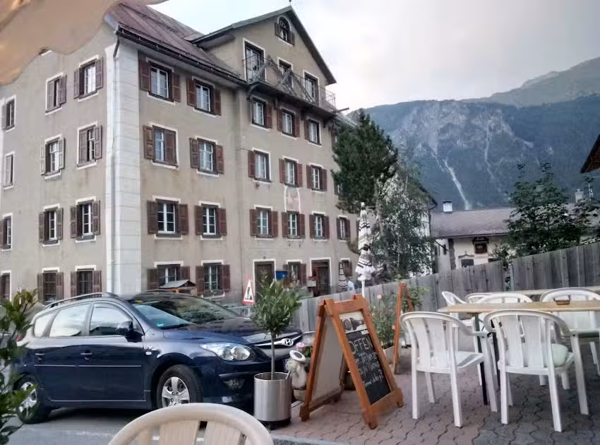 Ustareia Alpina / Restaurant und Gasthaus