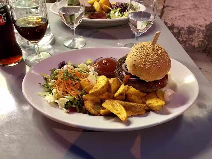 Valentino&rsquo;s Place