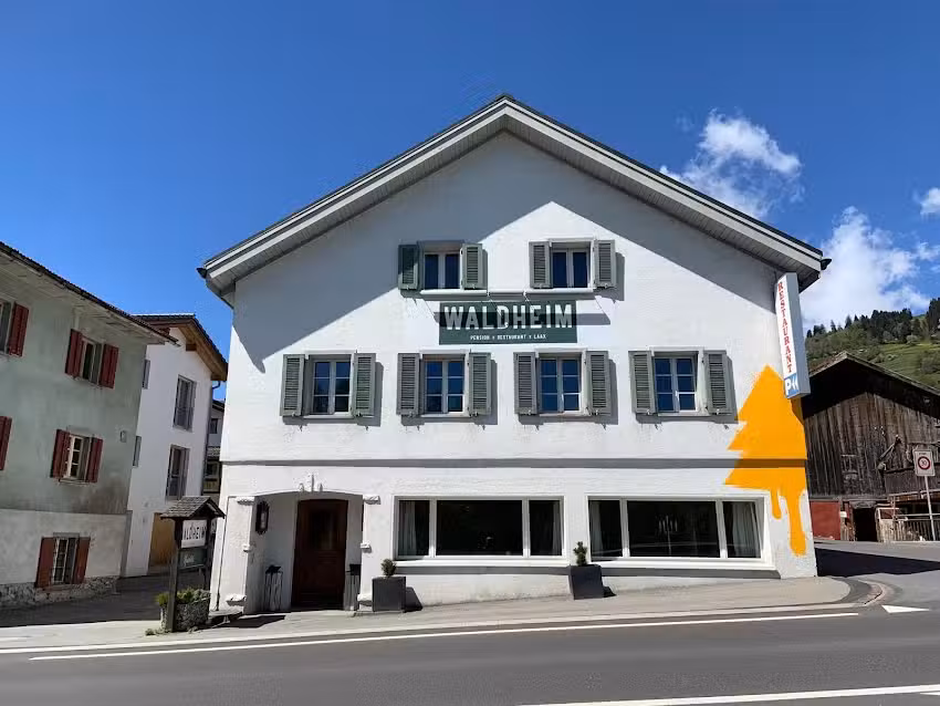 Waldheim Pension & Restaurant Laax