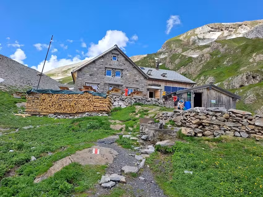 Wildhornh&uuml;tte SAC / Cabane du Wildhorn CAS
