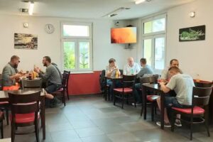 Witti Take Away, Restaurant, Bistro & Cafe