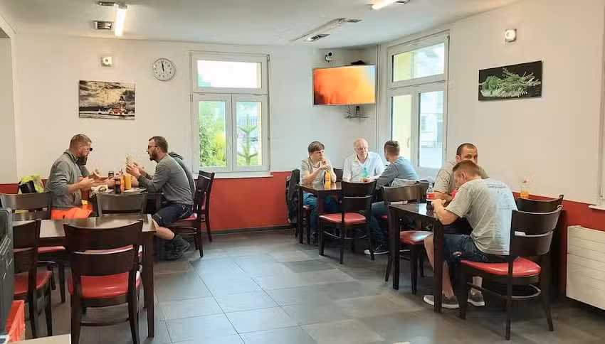 Witti Take Away, Restaurant, Bistro & Cafe