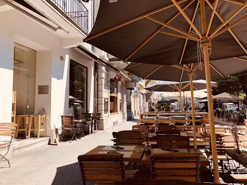 Wolf Burger & Steak Bar