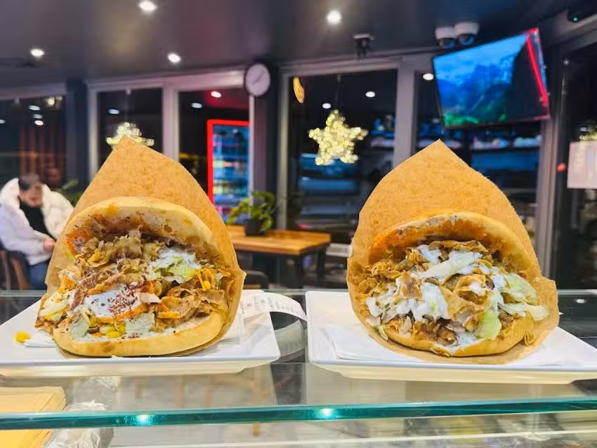 Z&eacute;ro Deux Volketswil Restaurant & Take Away