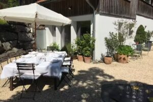 Zimi&rsquo;s Table d&rsquo;h&ocirc;tes